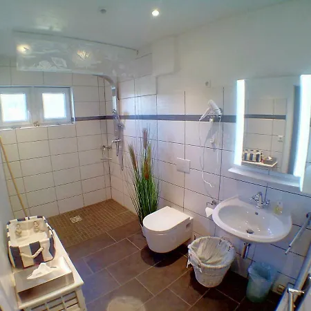 Deichstr De Lorenzo Apartman *